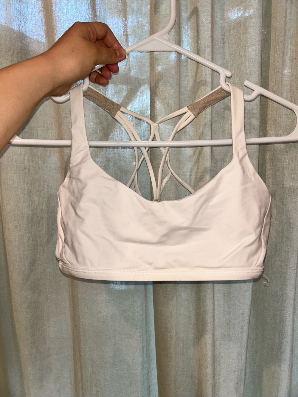 Lululemon white sports bra size 8